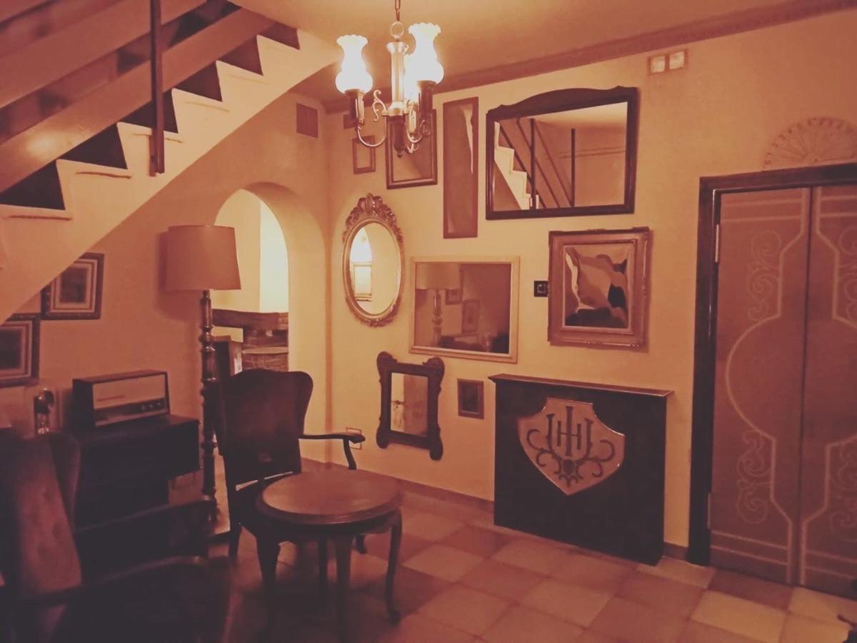 Insomnia Hotel Берґа Екстер'єр фото